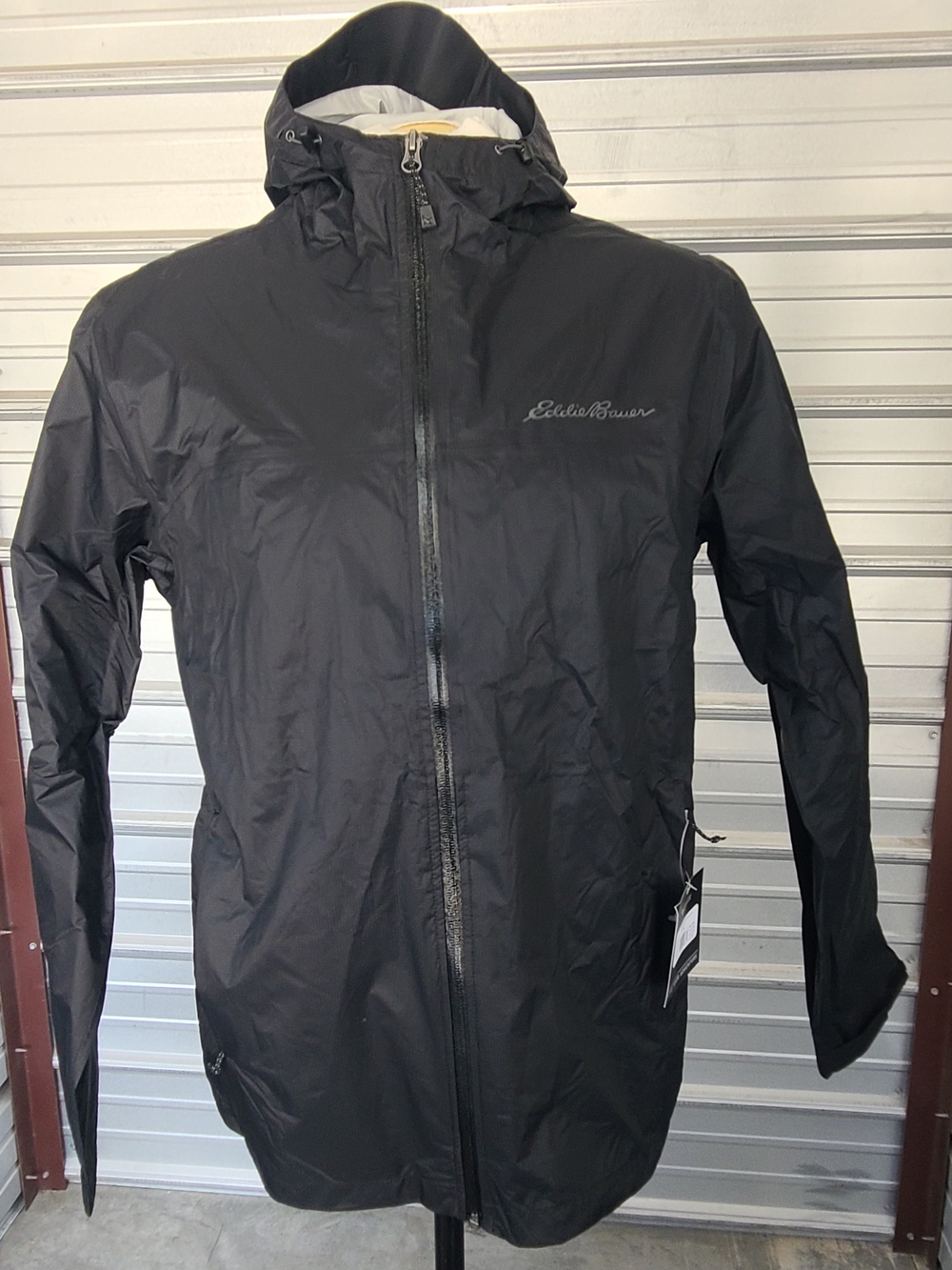 Eddie Bauer Men's Black Lightweight Hooded Packable Rain Jacket